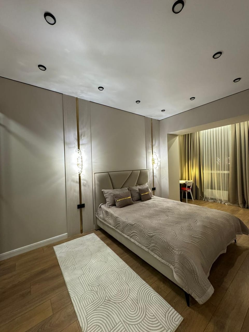Bed, Photo of the whole room