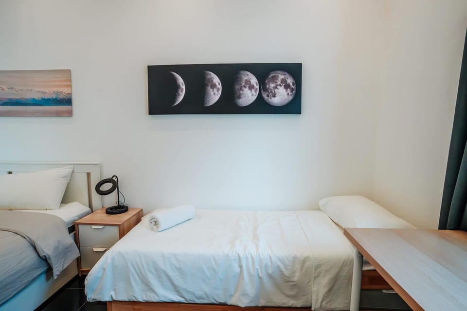 Bed, Massage, Bedroom