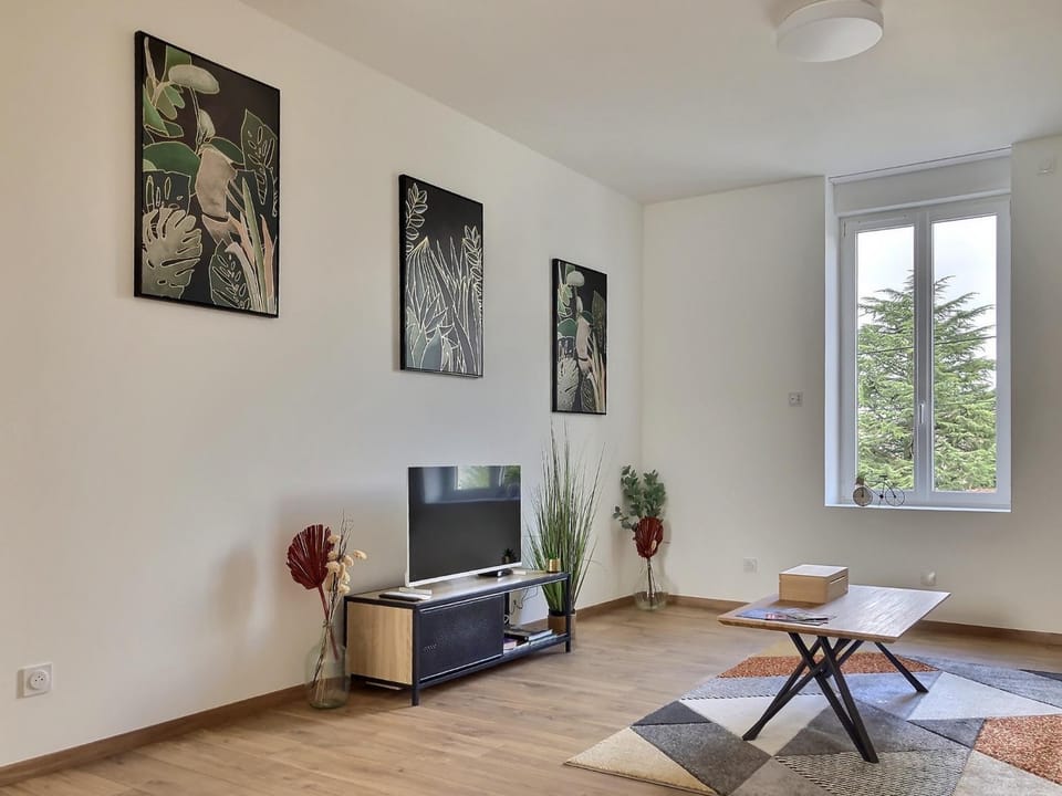 TV and multimedia, Living room