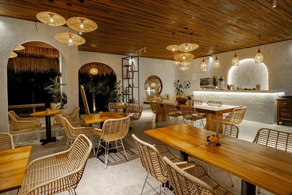 Restaurant/places to eat, Banquet/Function facilities