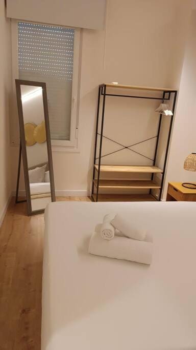 Beautiful apartment close to IFEMA for 5 pax - Pedroñeras Apartment in Madrid