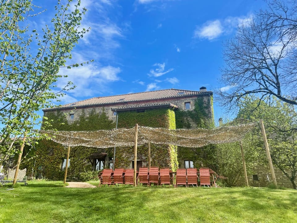 Property building, Patio, Day, Garden, Garden view