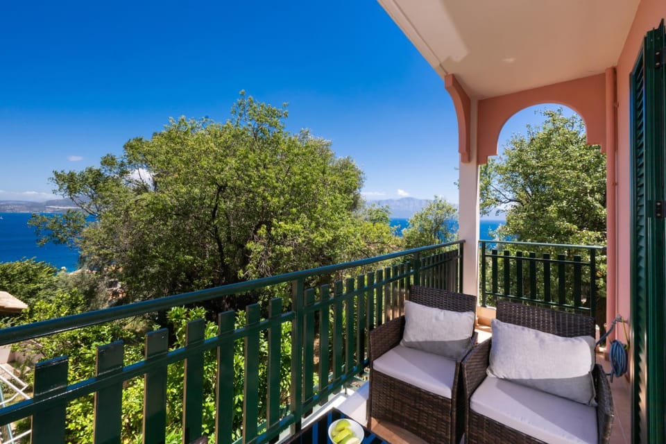 Natural landscape, Balcony/Terrace, Sea view