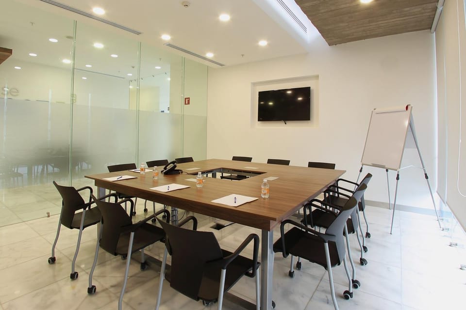 Meeting/conference room