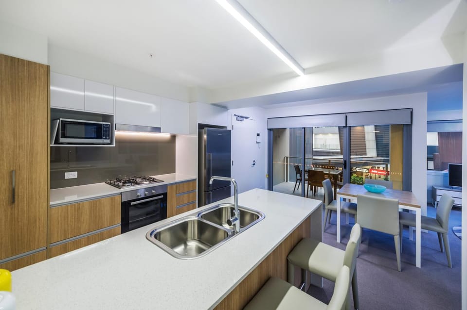 Balcony/Terrace, Kitchen or kitchenette, Dining area