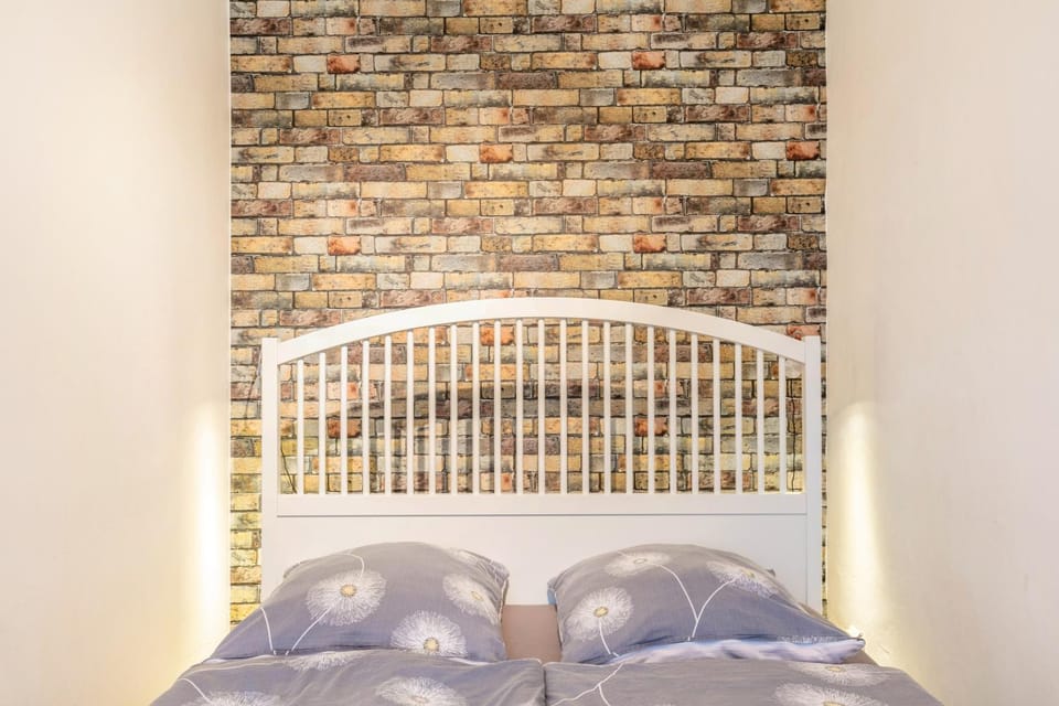 Property building, Living room, Bedroom