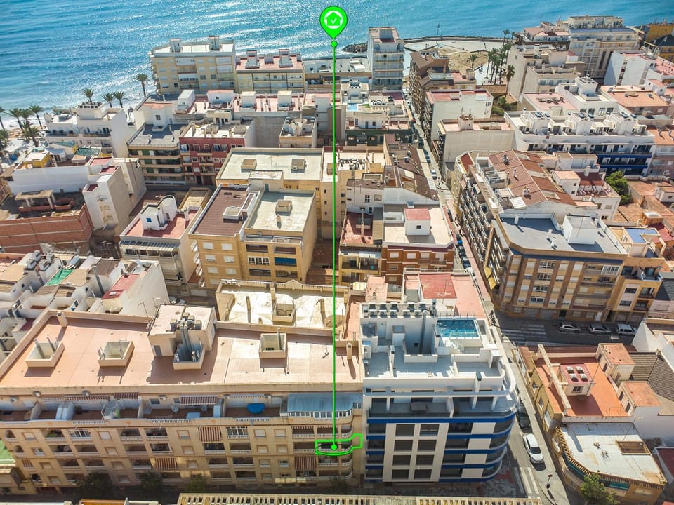 Nearby landmark, Neighbourhood, Beach, Street view, Location