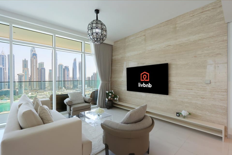 TV and multimedia, Seating area, Evening entertainment