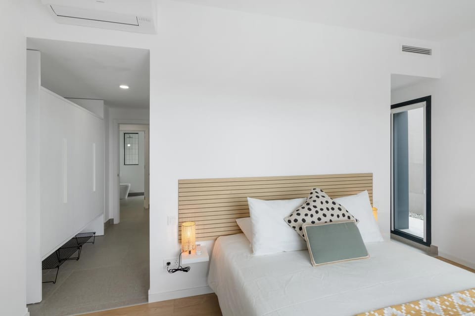 Living room, Bedroom