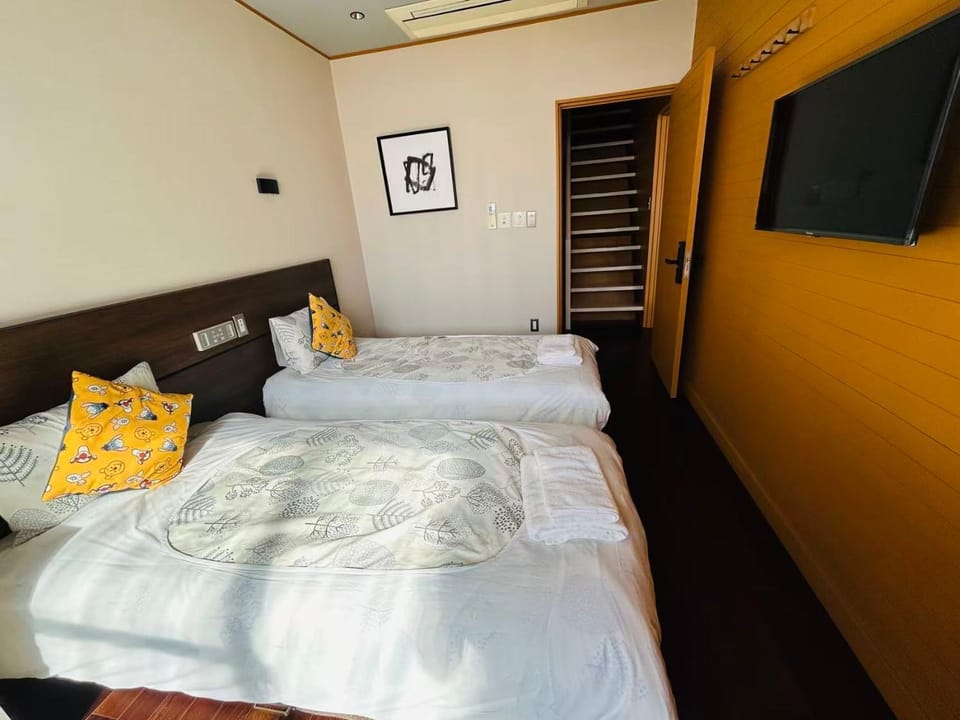 南熱海長浜公園近くバーベキュー可能露天風呂付ゲストハウス Bed and Breakfast in Shizuoka Prefecture