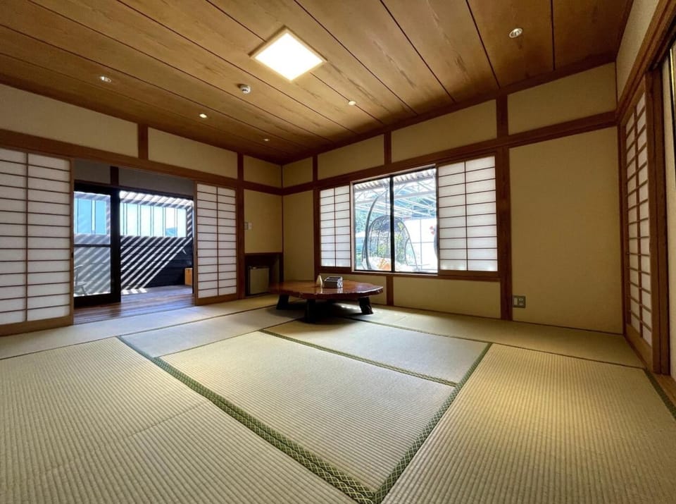 View (from property/room), Photo of the whole room