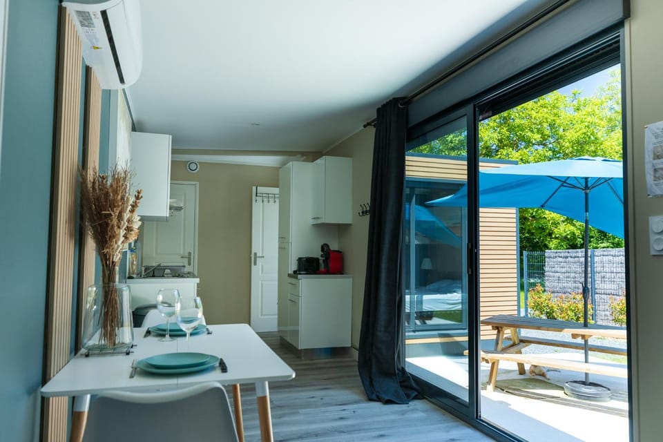Patio, Balcony/Terrace, Dining area