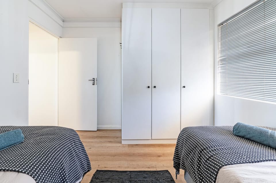 Bedroom, wardrobe