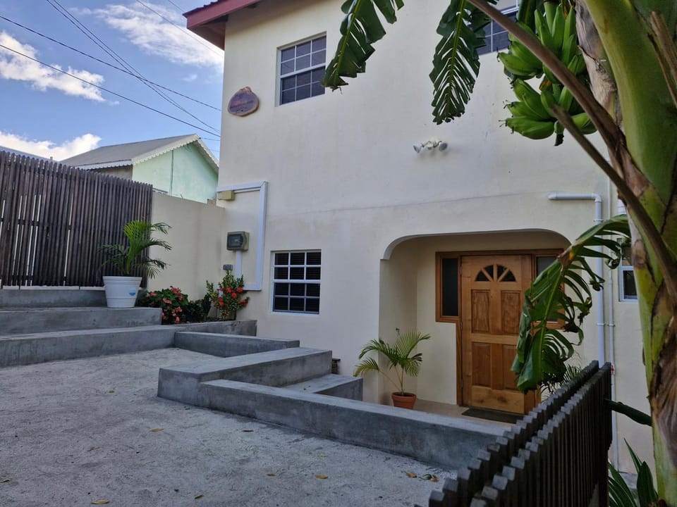Micoud - 2-Bedroom Villa - Pool - Free Parking Apartment in Caribbean