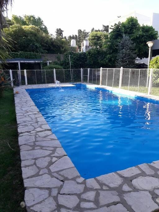Casa quinta en Ranelagh, cerca de accesos! House in Buenos Aires Province