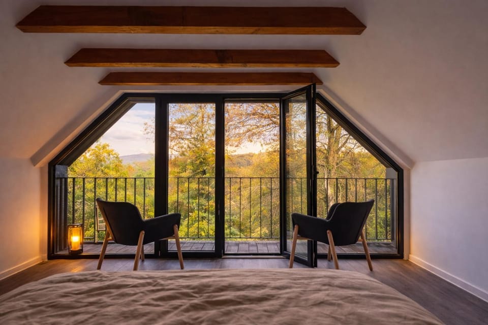 Bed, Natural landscape, View (from property/room), Balcony/Terrace, Photo of the whole room, Bedroom