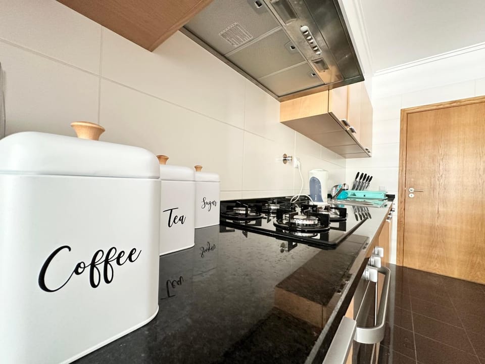 Kitchen or kitchenette, Communal kitchen, oven