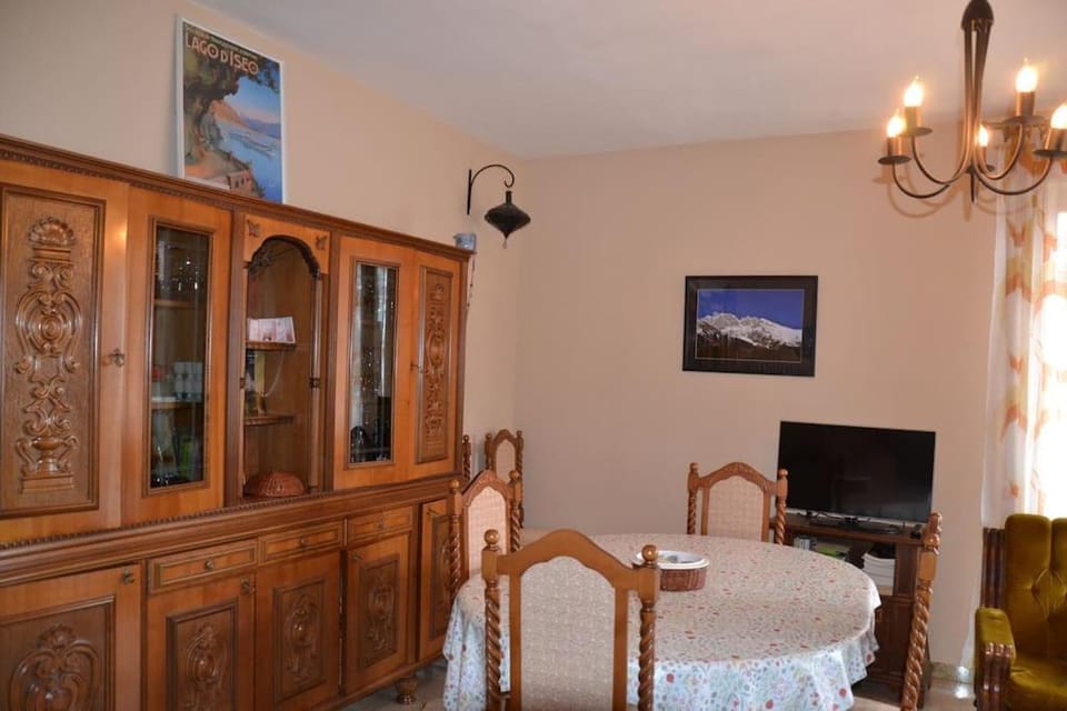 La marmotta gialla - apartment - lakes - mountains Apartment in Province of Brescia