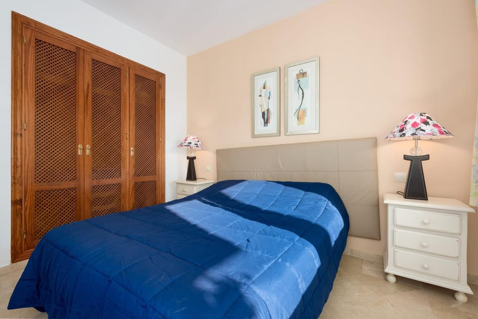 Living room, Bedroom