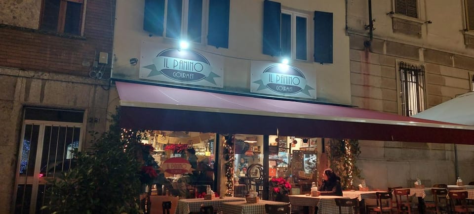 Property building, Restaurant/places to eat