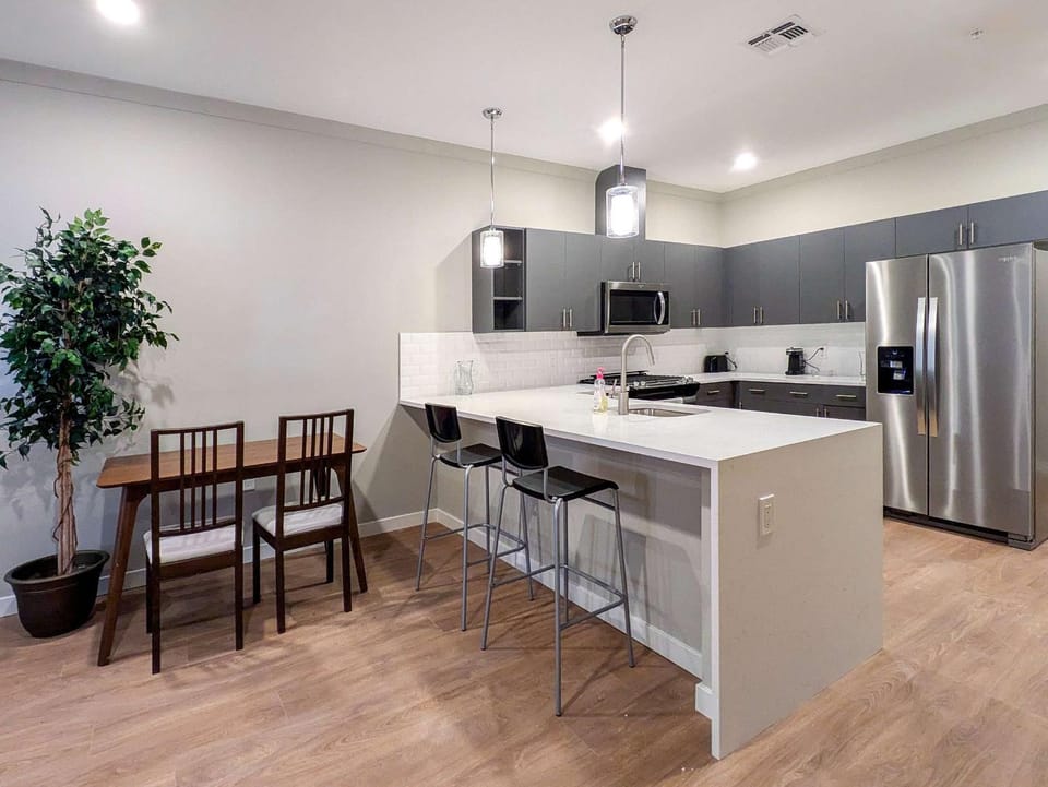 313 brand new 3 bedroom 2 bath Apartment in Piscataway