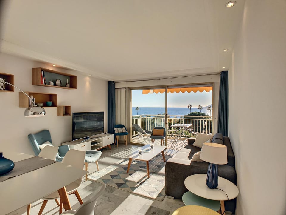 Superbe vue mer terrasse - 218L MISS Apartment in Cannes