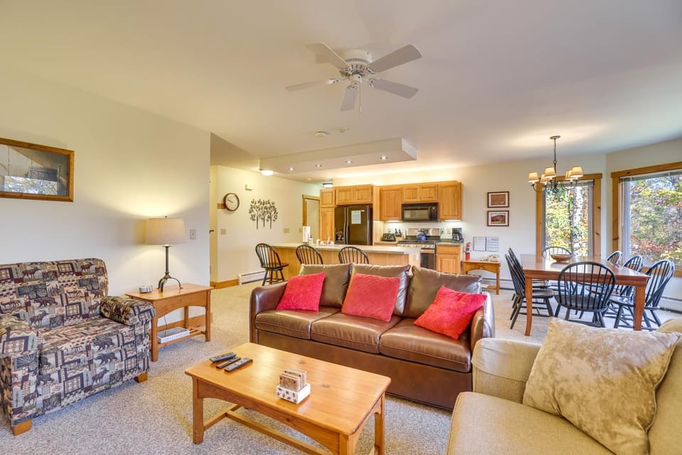 Ski-In/Ski-Out at Jay Peak Resort Condo! House in Jay
