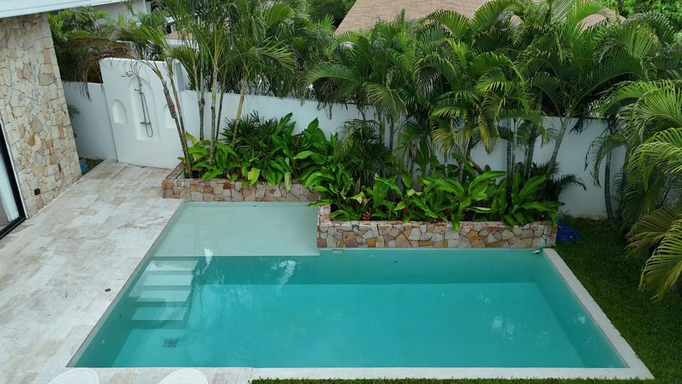 Pool view, Swimming pool