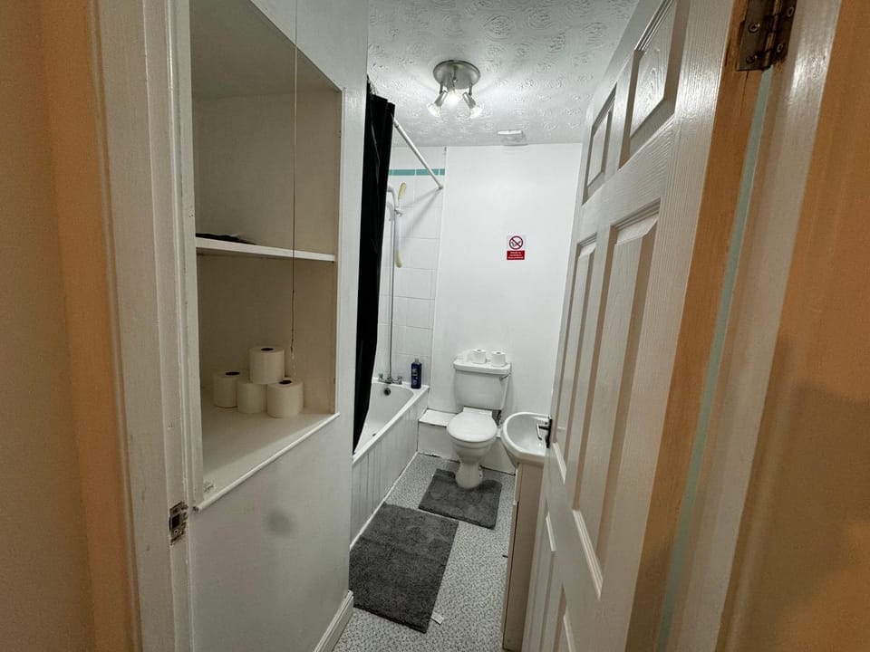 Double Bed BW2 Accrington Burnley Bed and Breakfast in Rossendale