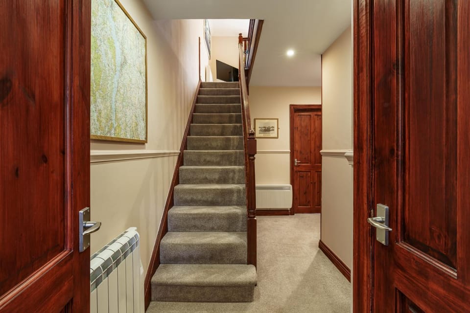 Claife Heights Cottage At Windermere Marina Village Apartment in Bowness-on-Windermere