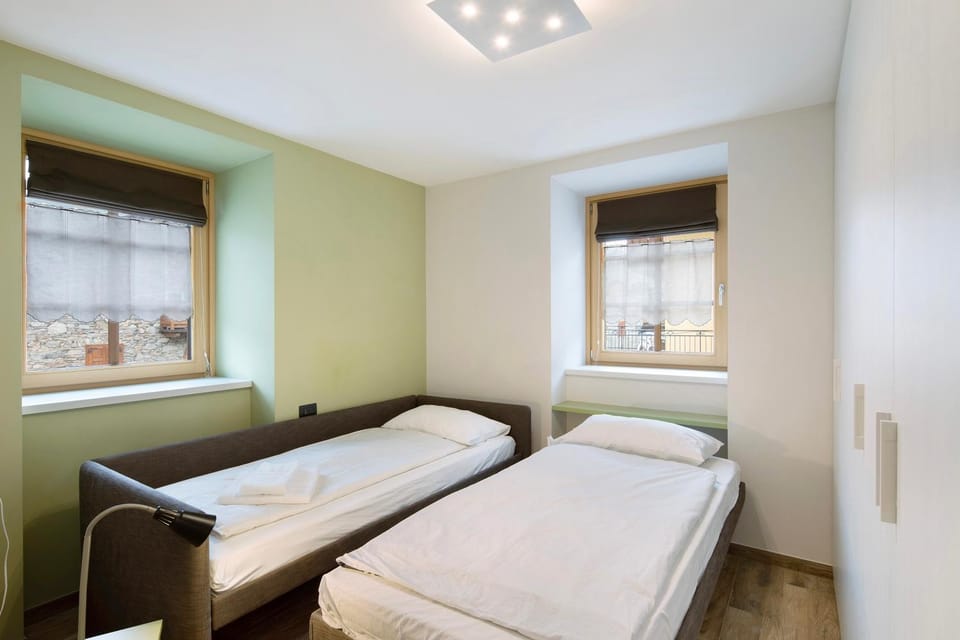 Property building, Living room, Bedroom