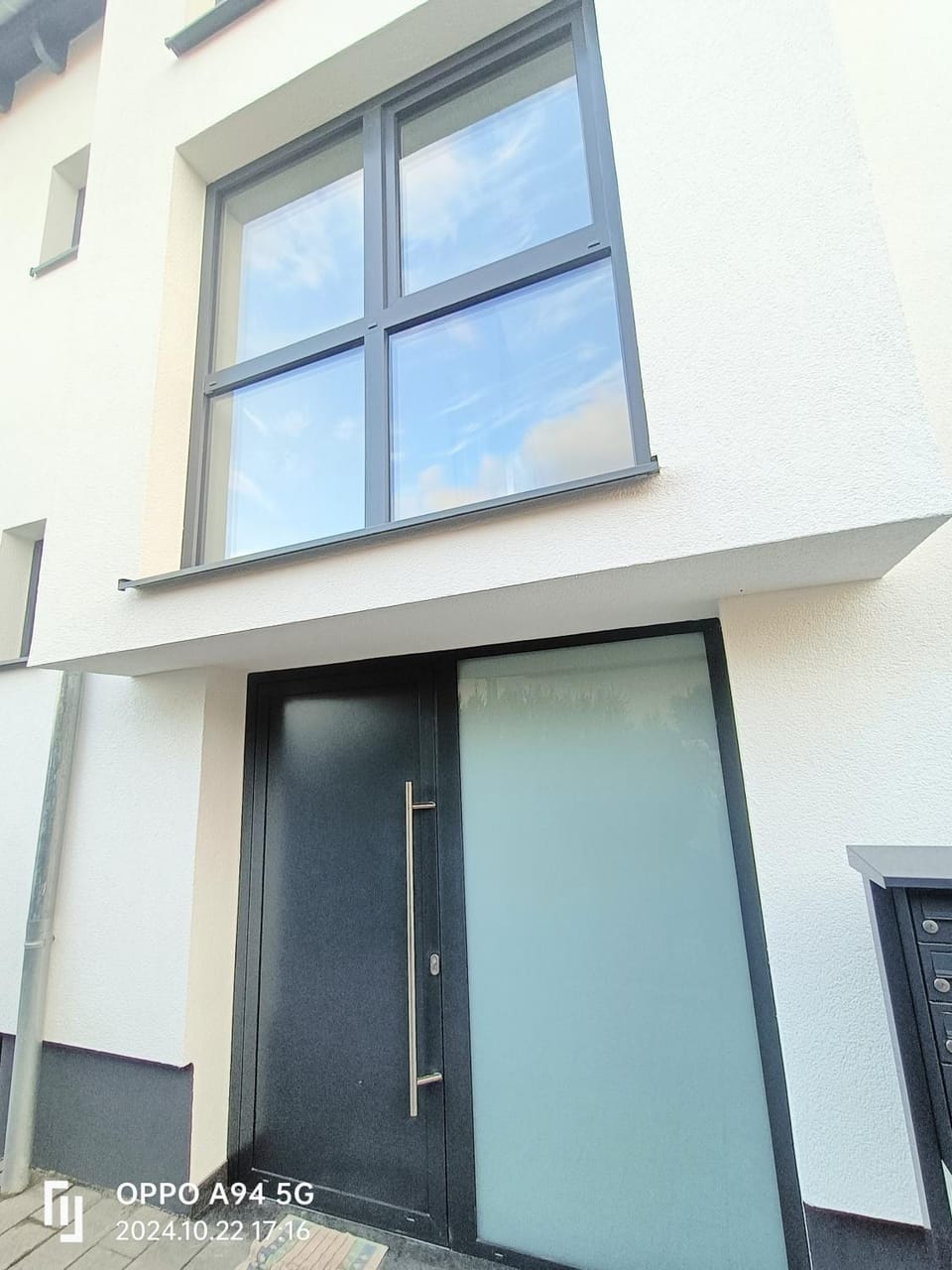 Property building, Facade/entrance