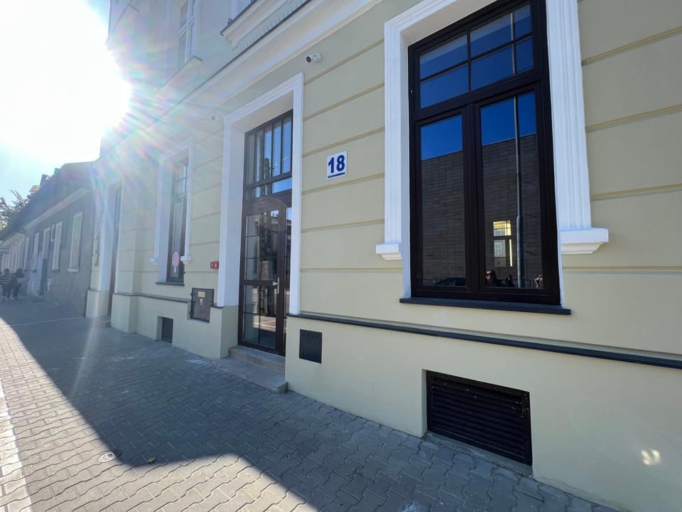 Property building, Day
