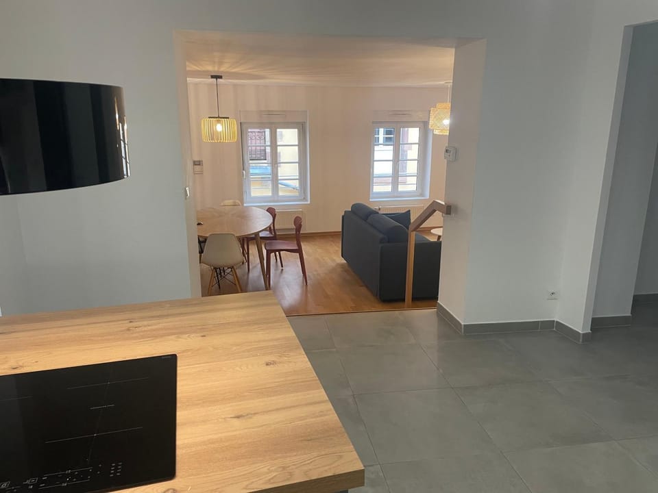 Kitchen or kitchenette, Living room, Dining area