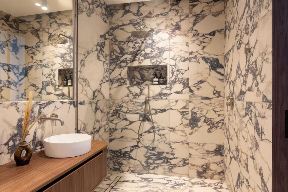 Luxury apartment - AC - 4BR- 8P - Bastille Apartment in Paris