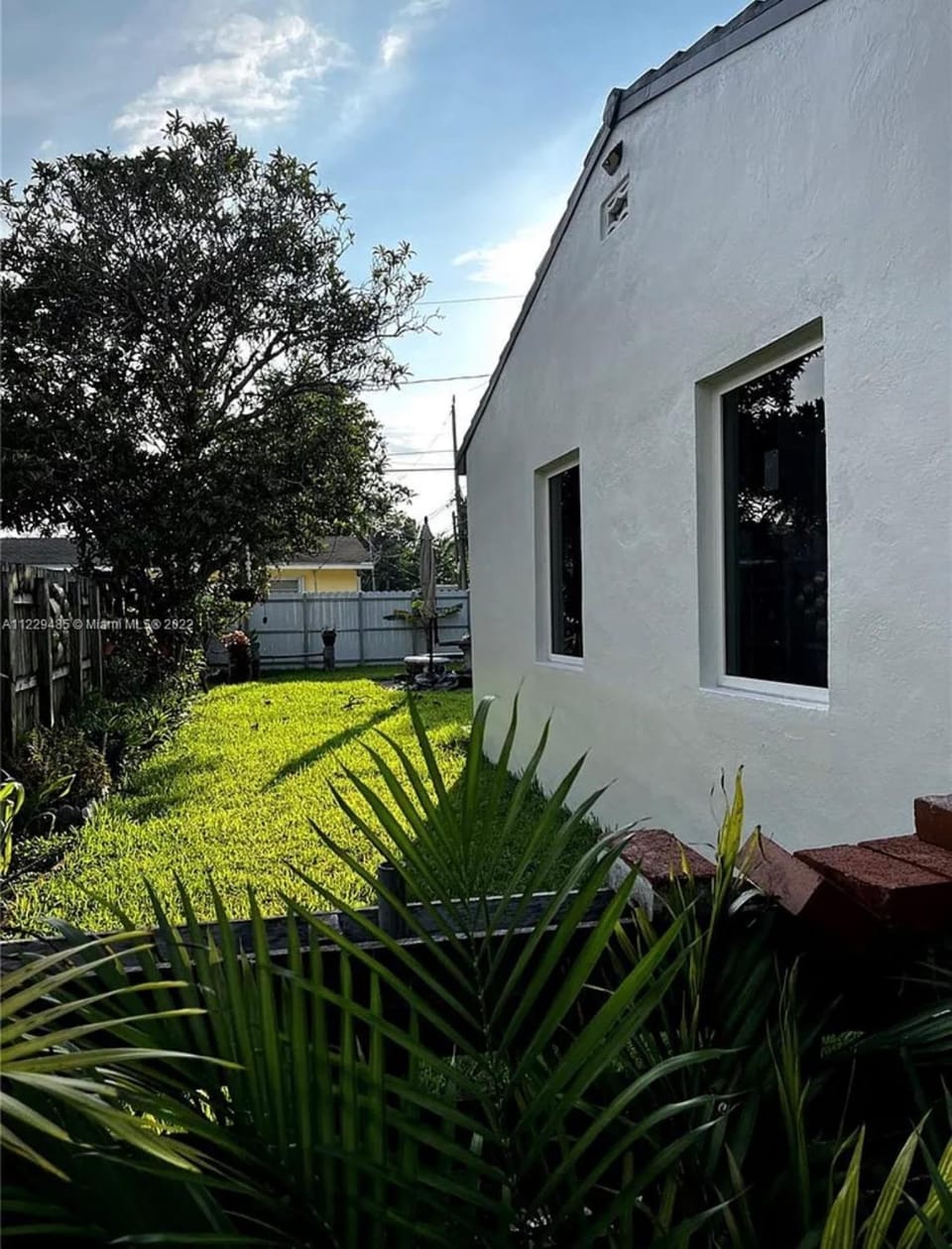 My New Jerusalen Brothers House in Hollywood
