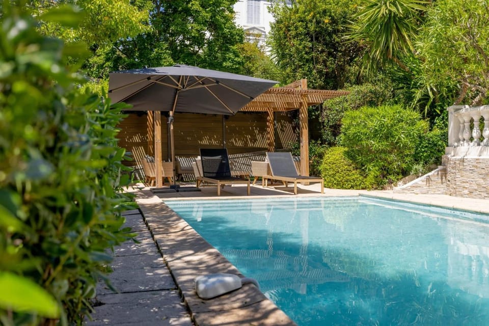 REF 1821 - Cannes Near Center - Villa for rent Villa in Cannes