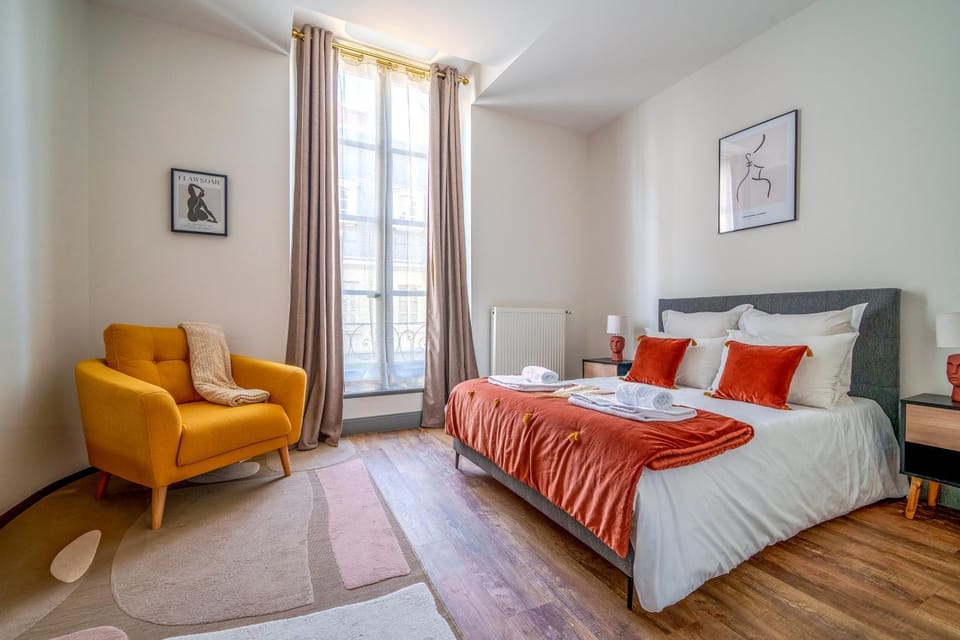 Bed, Bedroom