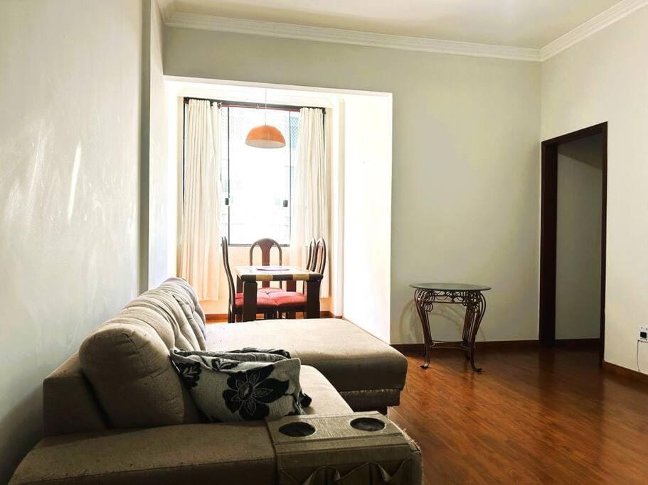Amplo Apartamento no Posto 4 Apartment in Rio de Janeiro