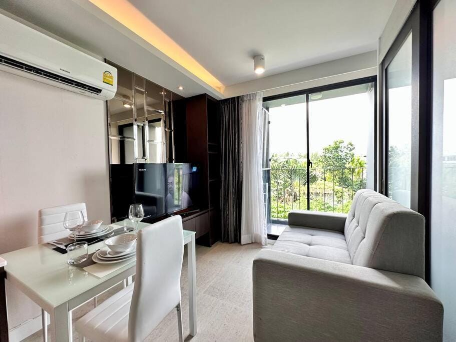Aristo Resort M08 Surin Beach Apartment in Choeng Thale