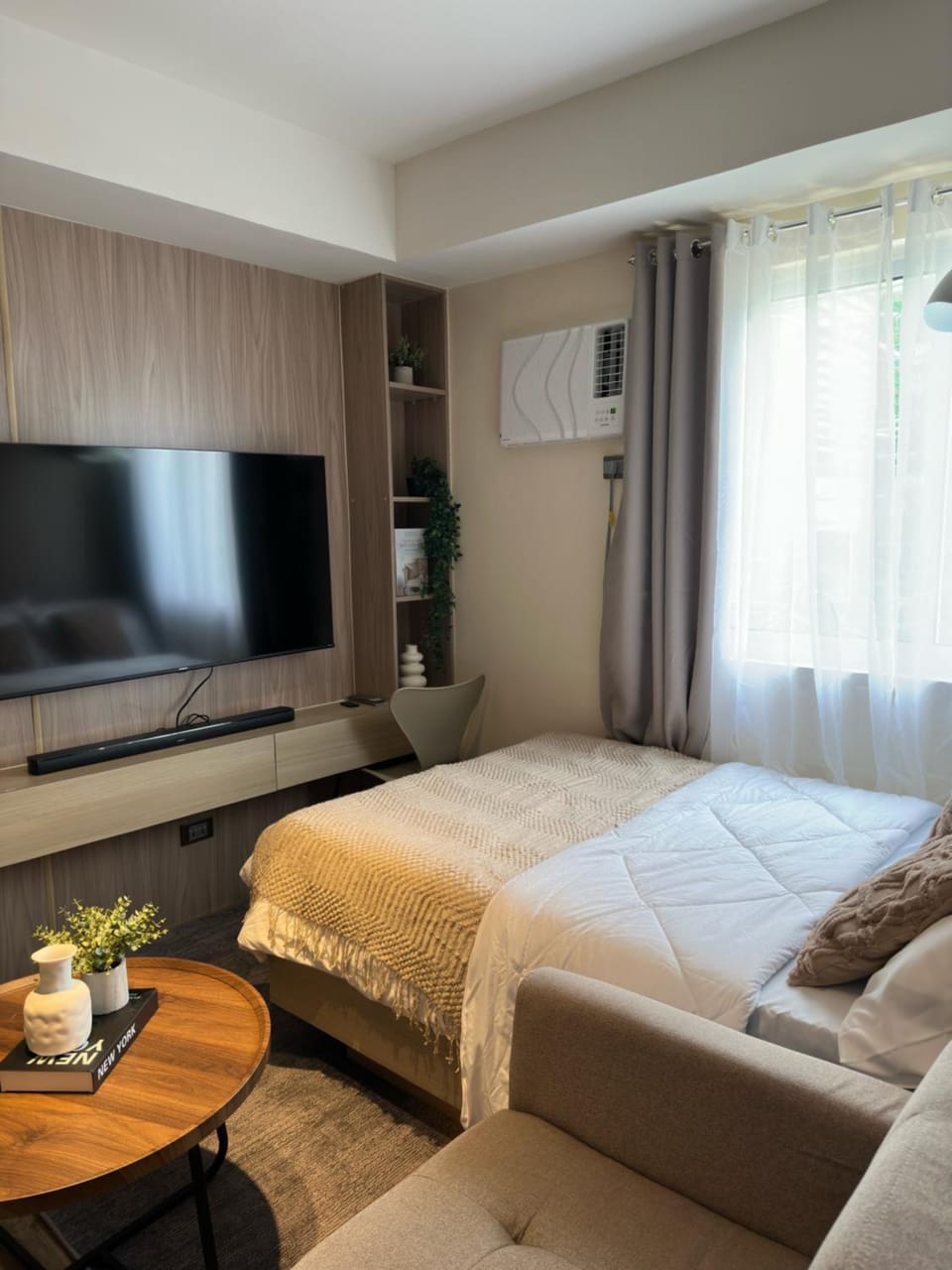 Communal lounge/ TV room, TV and multimedia, Evening entertainment, Bedroom, air conditioner