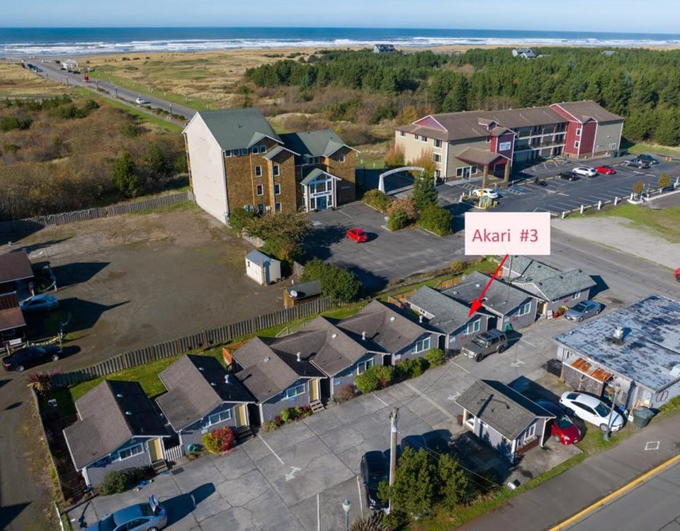 Akari Bungalows #3 House in Long Beach