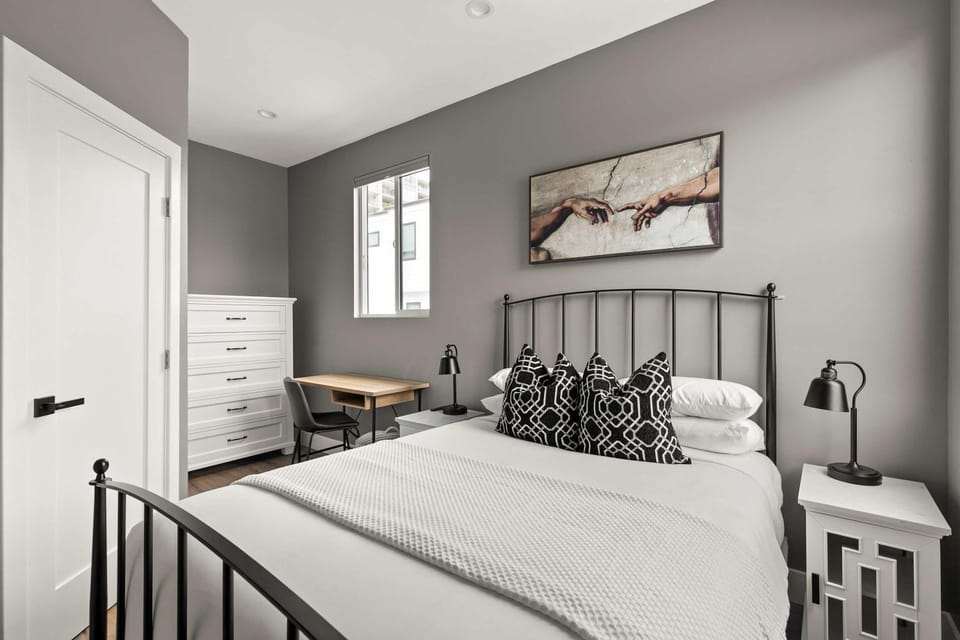 Brand New Coastal Contemporary in Pacific Beach House in Pacific Beach