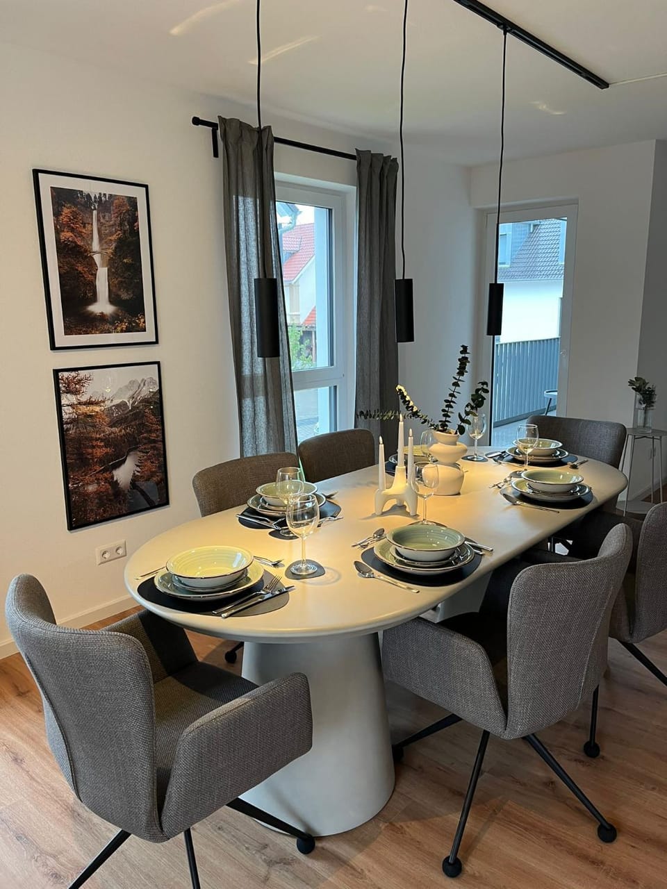 Living room, Dining area
