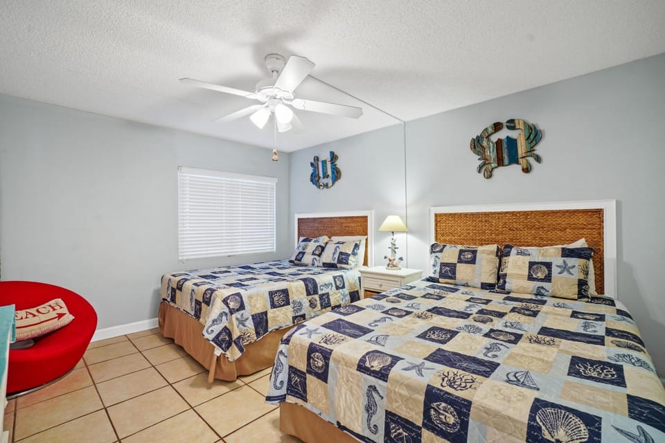 The Little Pearl House in Lower Grand Lagoon