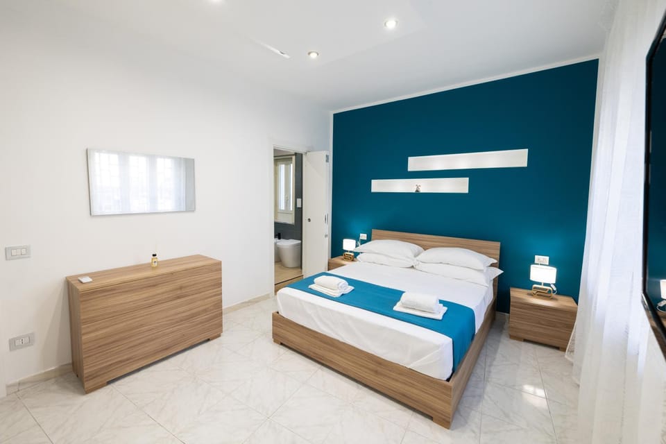 Maison Teresa Up to 6 Guests FreeParking 2 Bathrooms Apartment in Naples