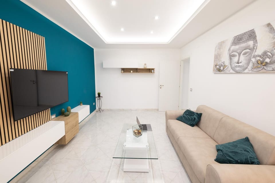 Maison Teresa Up to 6 Guests FreeParking 2 Bathrooms Apartment in Naples