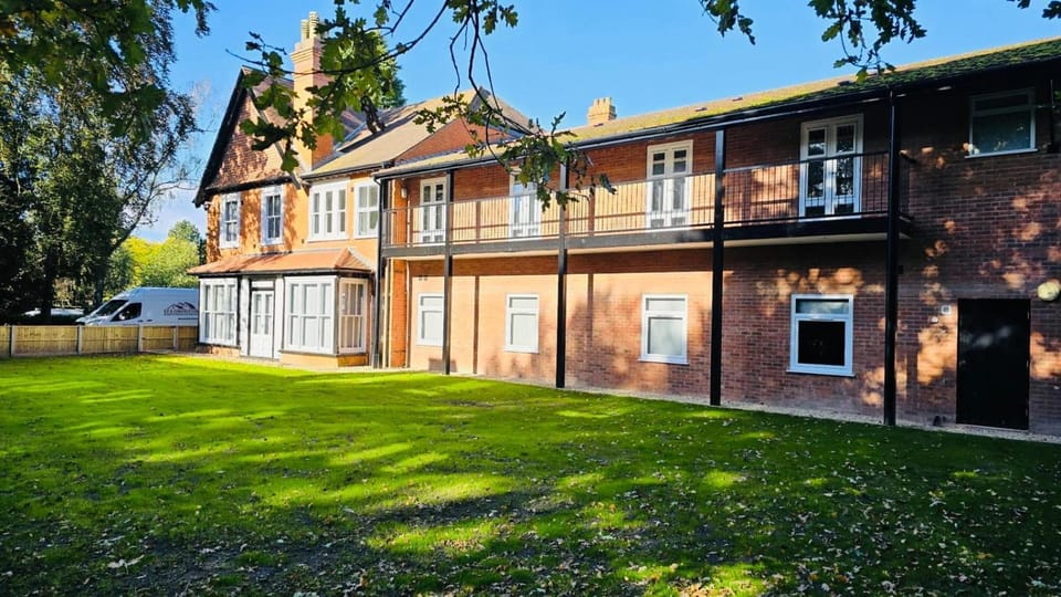 Property building, Garden