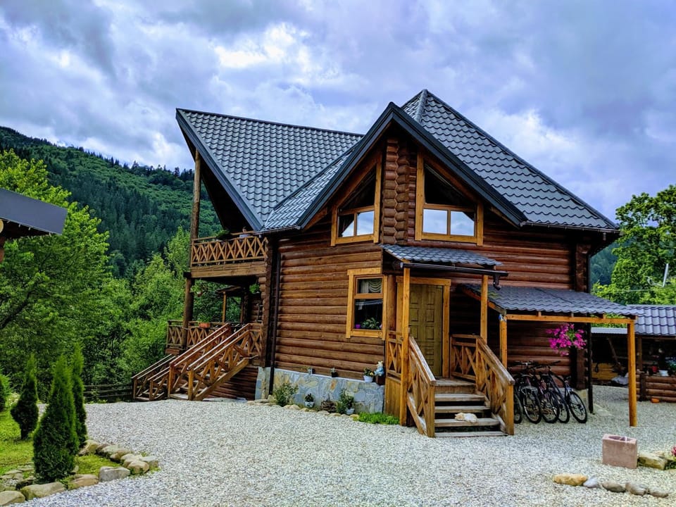 Asher Inn in Ukraine