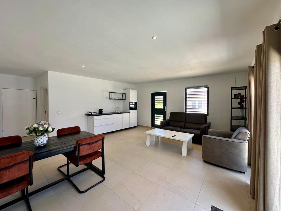 Parkiet Apartment - Regal Rentals Curacao Apartment in Curaçao